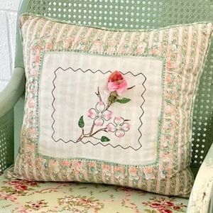 VINTAGE HANKIE 18”x 18” Custom Green & Pink Pillow